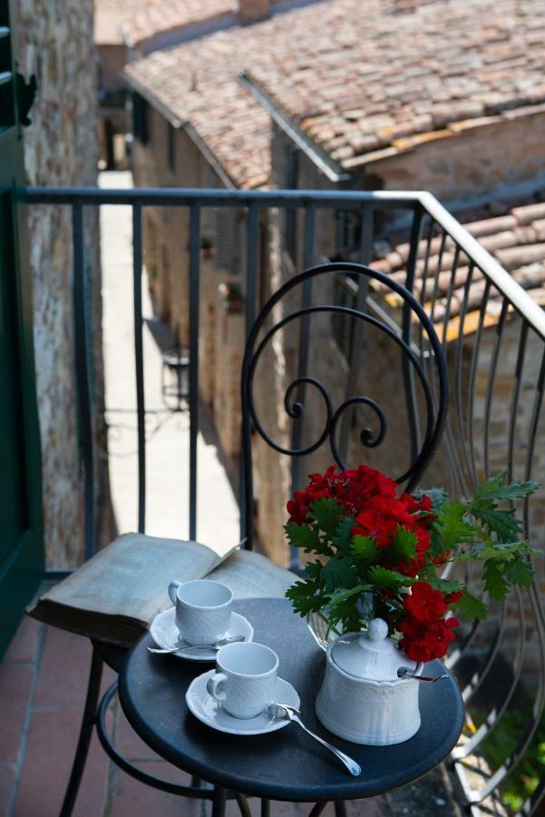 马拉斯皮纳宫住宿加早餐旅馆 San Donato in Poggio 外观 照片